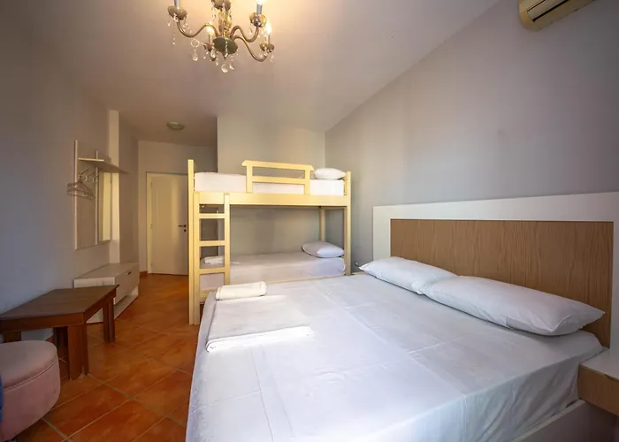 Ramses Ks Hotel Golem (Tirana)