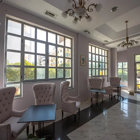 Ramses Ks Hotel Golem (Tirana)