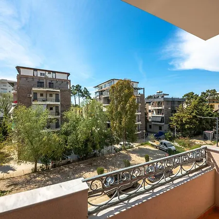 Ramses Ks Hotel Golem (Tirana)