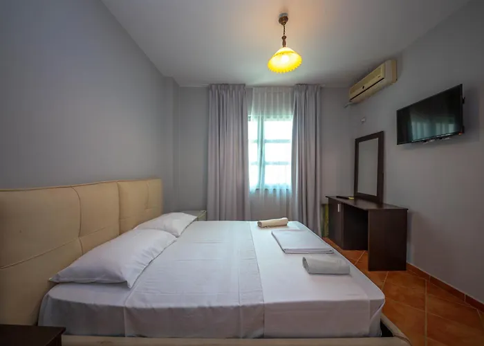 Ramses Ks Hotel Golem (Tirana)